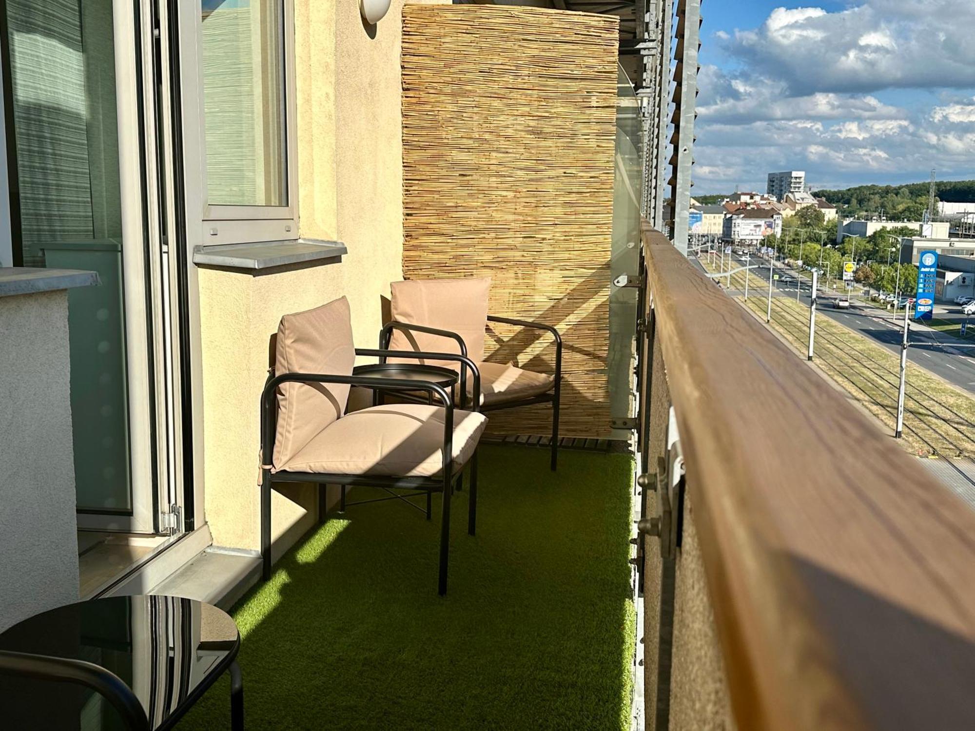 Apartment Ceskomoravska - O2 Arena Praha Exteriér fotografie
